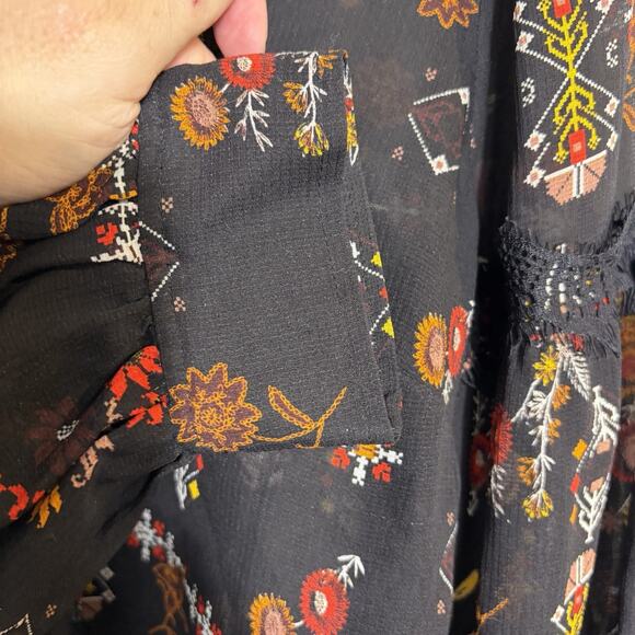 Derek Lam 10 Crosby Black Sheer Floral Silk Blouse Top S V-Neck Quiet Luxury - Picture 5 of 8